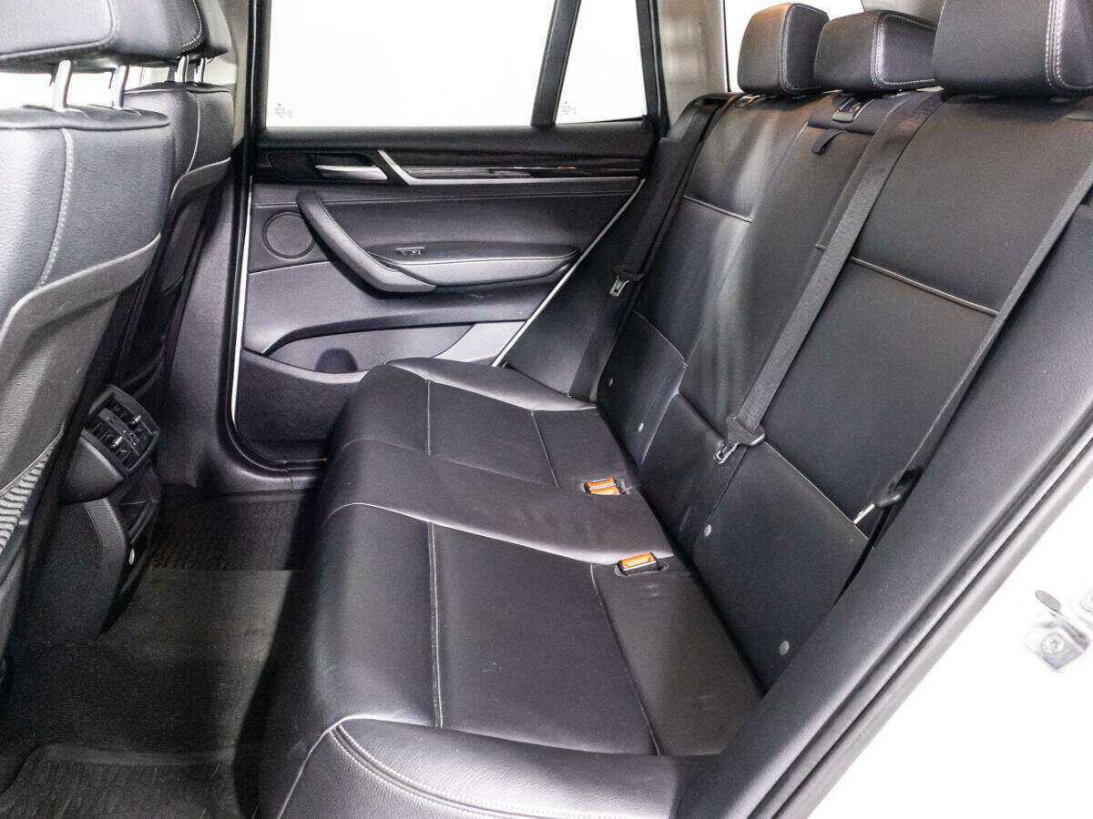 Б/У БМВ Икс3 2015 года. Фото: #9