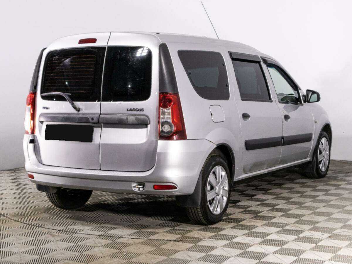 Б/У Лада (ВАЗ) Ларгус 2015 года. Фото: #4