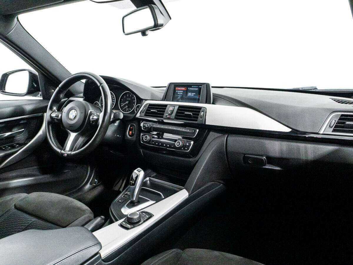 Б/У БМВ 3 серии 2017 года. Фото: #8