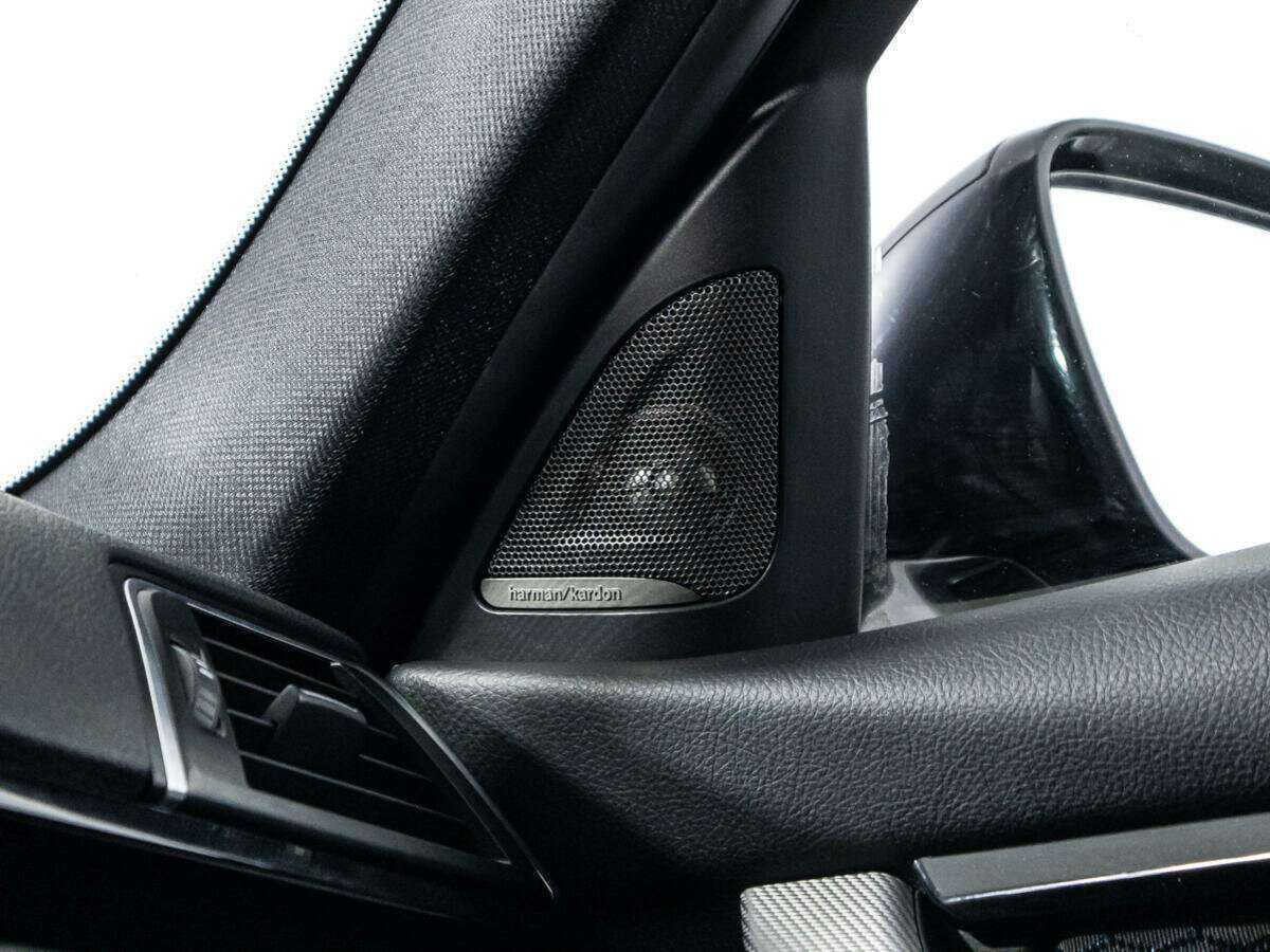 Б/У БМВ 3 серии 2017 года. Фото: #18