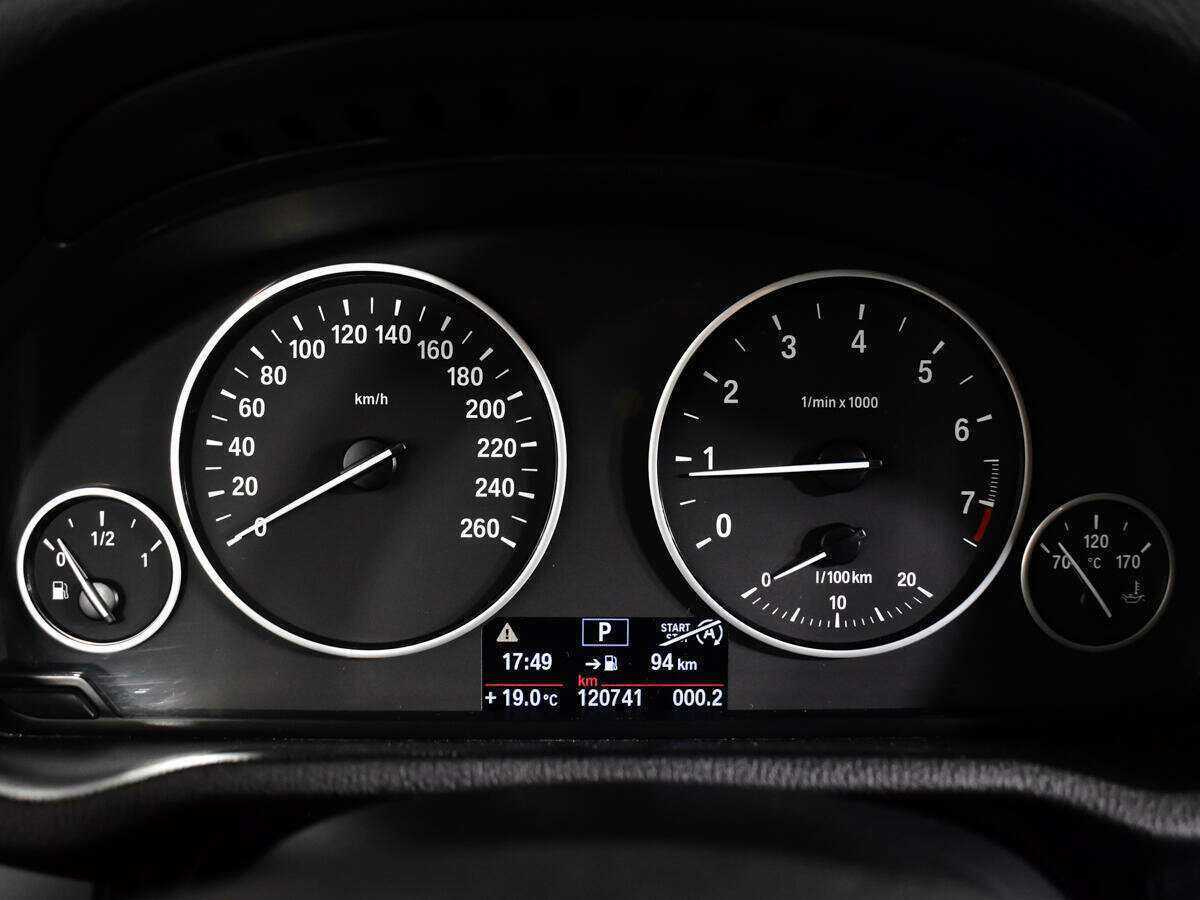 Б/У БМВ Икс3 2014 года. Фото: #11