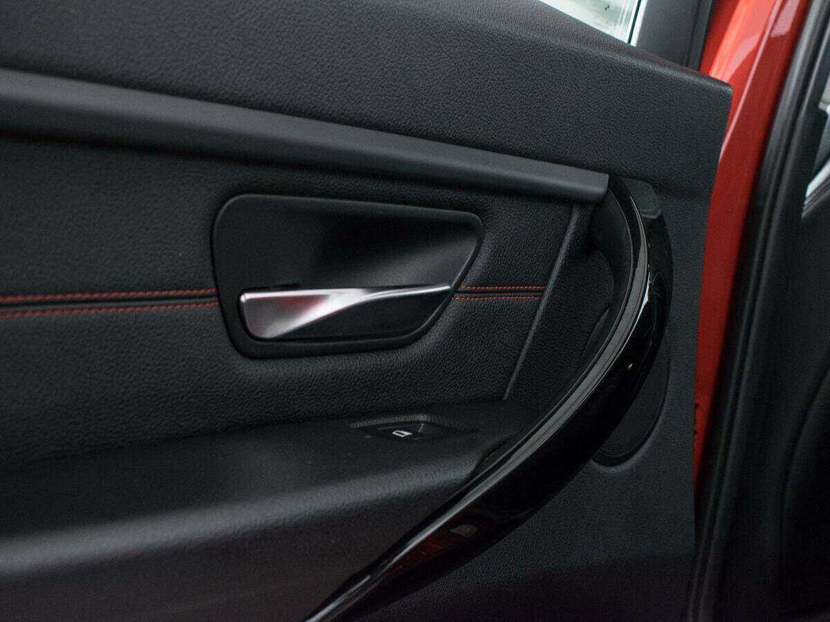 Б/У БМВ 3 серии 2012 года. Фото: #14