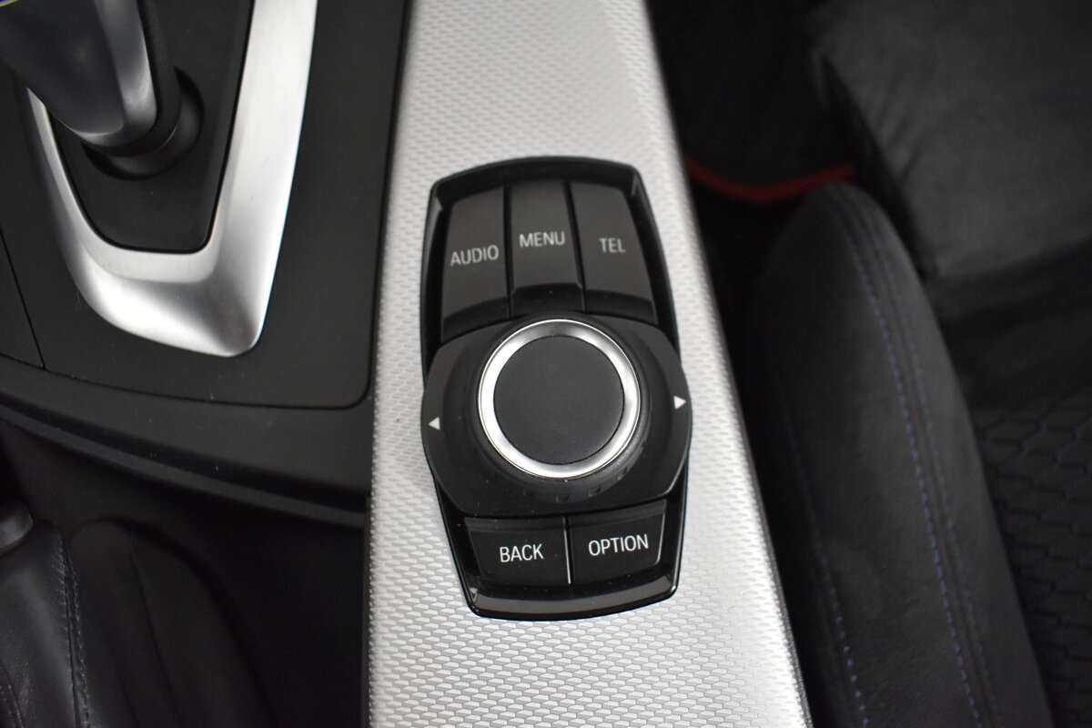 Б/У БМВ 3 серии 2016 года. Фото: #13