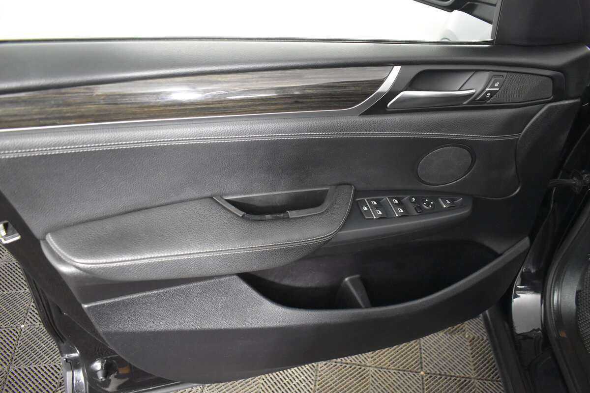 Б/У БМВ Икс3 2016 года. Фото: #17