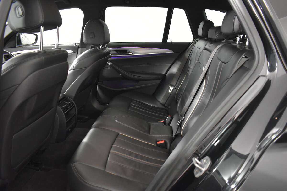 Б/У БМВ 5 серии 2018 года. Фото: #7