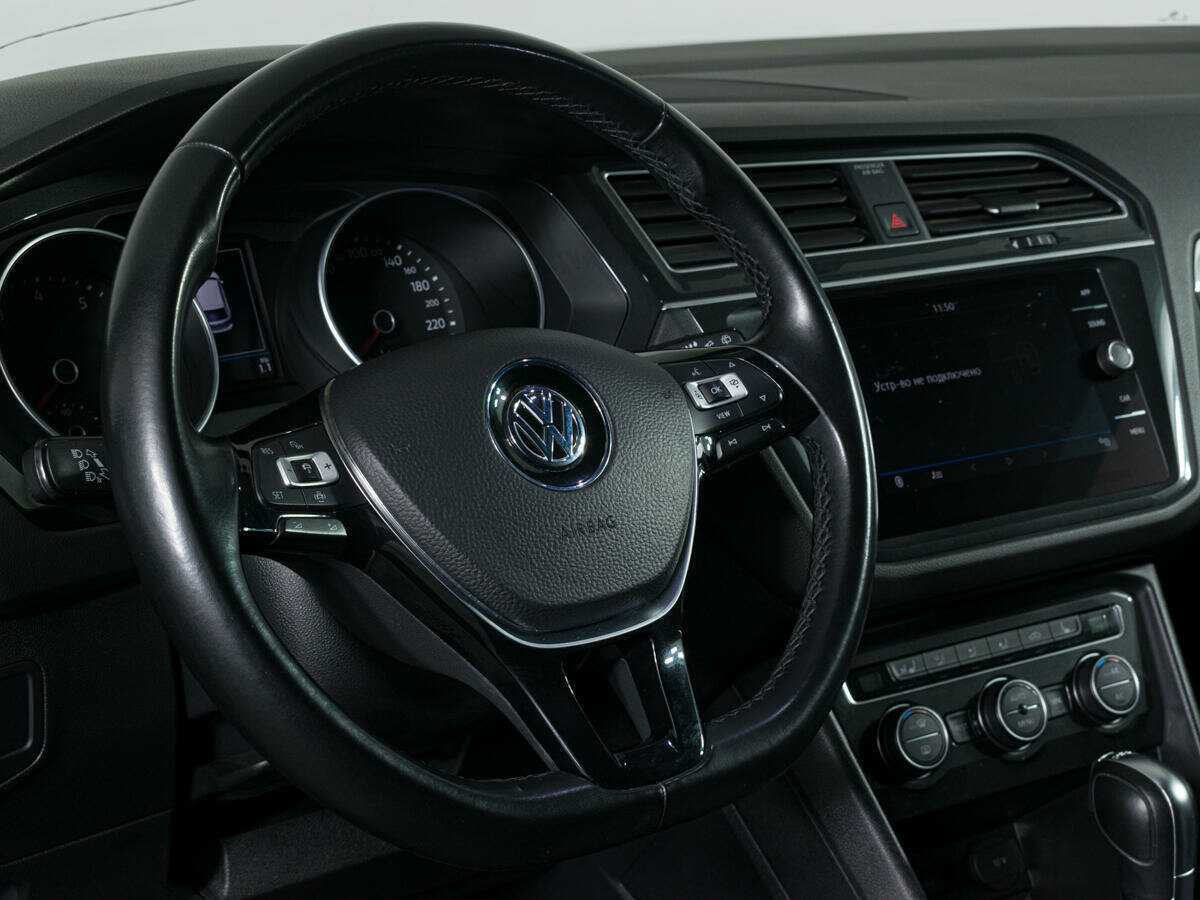 Б/У Фольксваген Тигуан 2018 года. Фото: #14