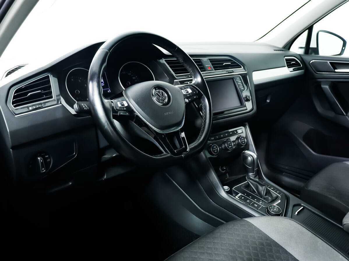 Б/У Фольксваген Тигуан 2017 года. Фото: #12