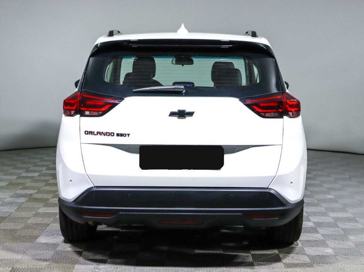 Б/У Шевроле Орландо 2022 года. Фото: #4
