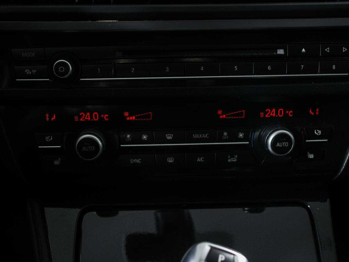 Б/У БМВ 5 серии 2013 года. Фото: #8