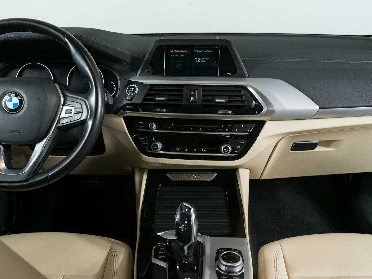 Б/У БМВ Икс3 2019 года. Фото: #9