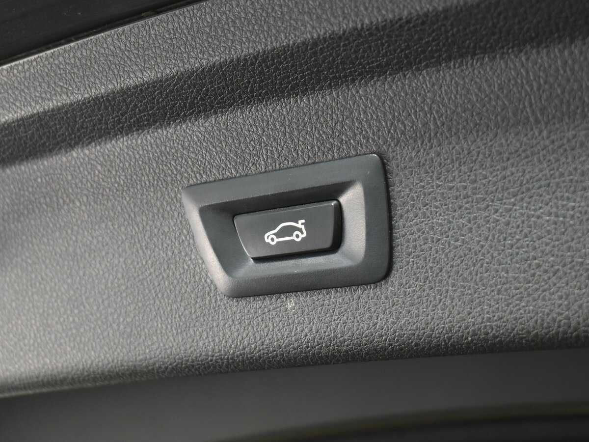 Б/У БМВ 3 серии 2013 года. Фото: #6