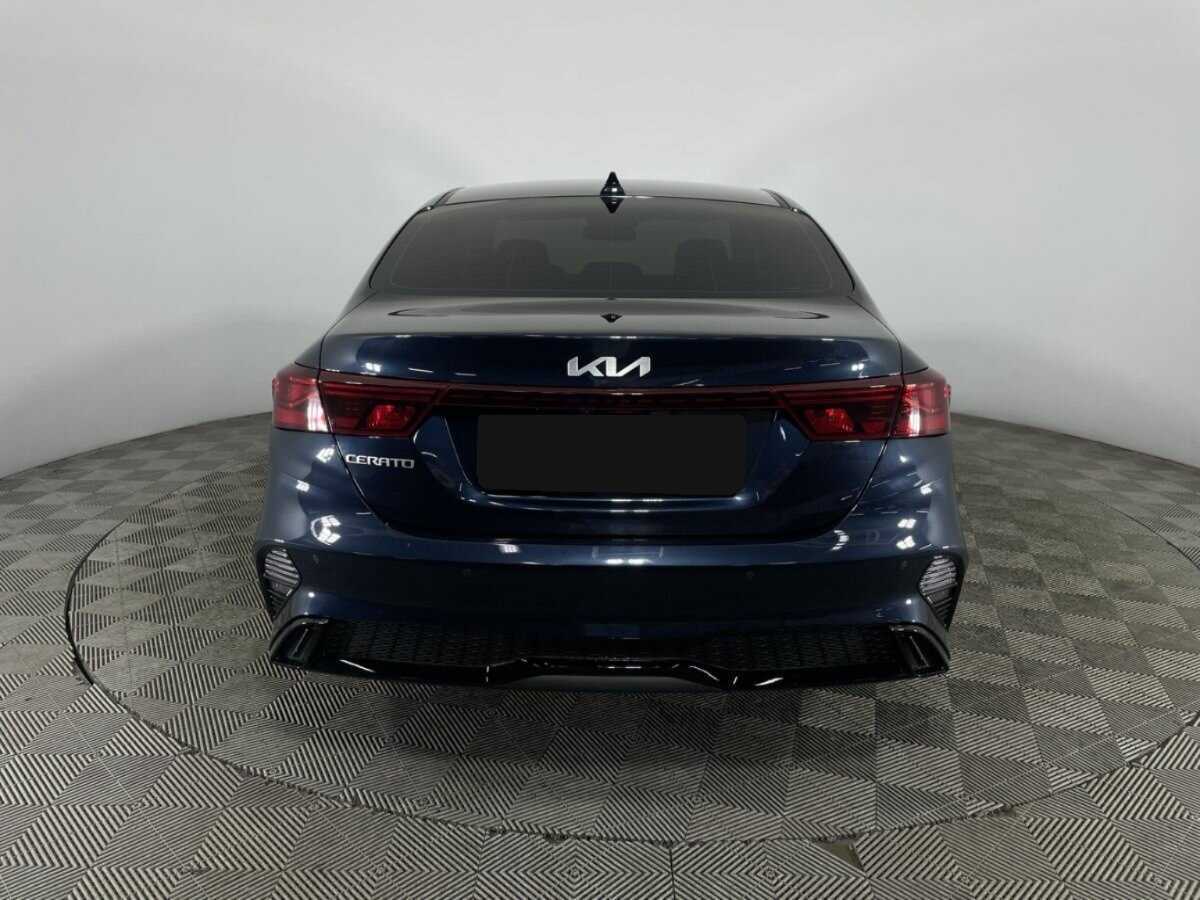 Б/У Киа Церато 2021 года. Фото: #2