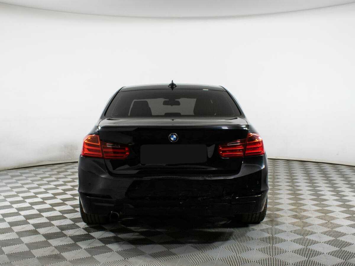 Б/У БМВ 3 серии 2013 года. Фото: #4