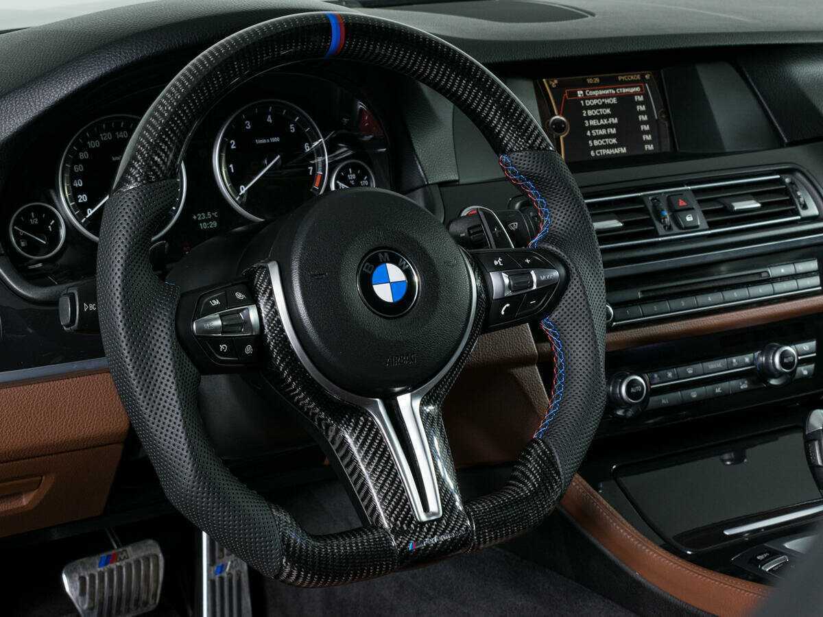 Б/У БМВ 5 серии 2013 года. Фото: #9