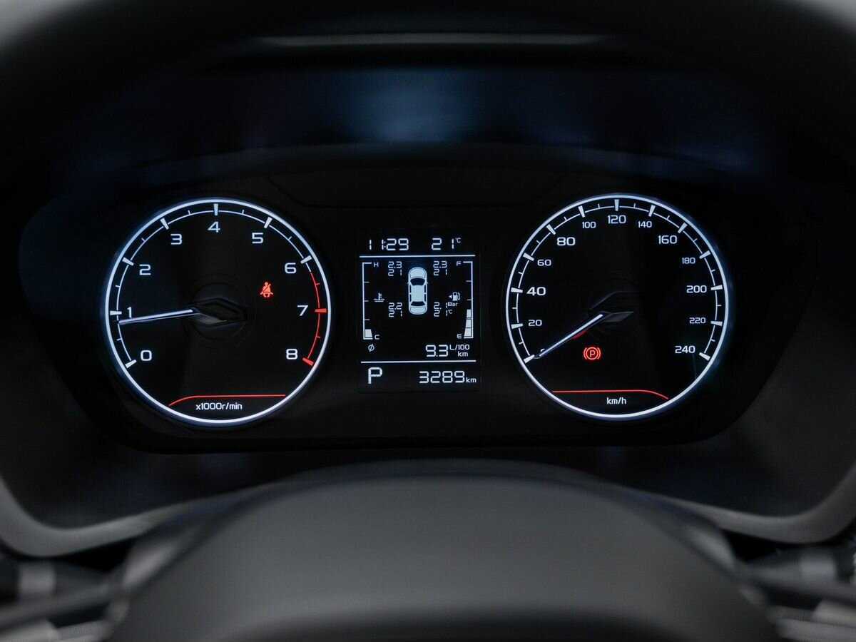 Б/У Джили Эмгранд 2023 года. Фото: #19