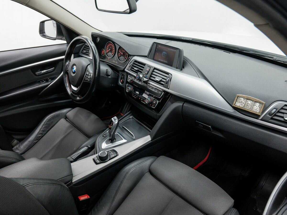 Б/У БМВ 3 серии 2017 года. Фото: #6