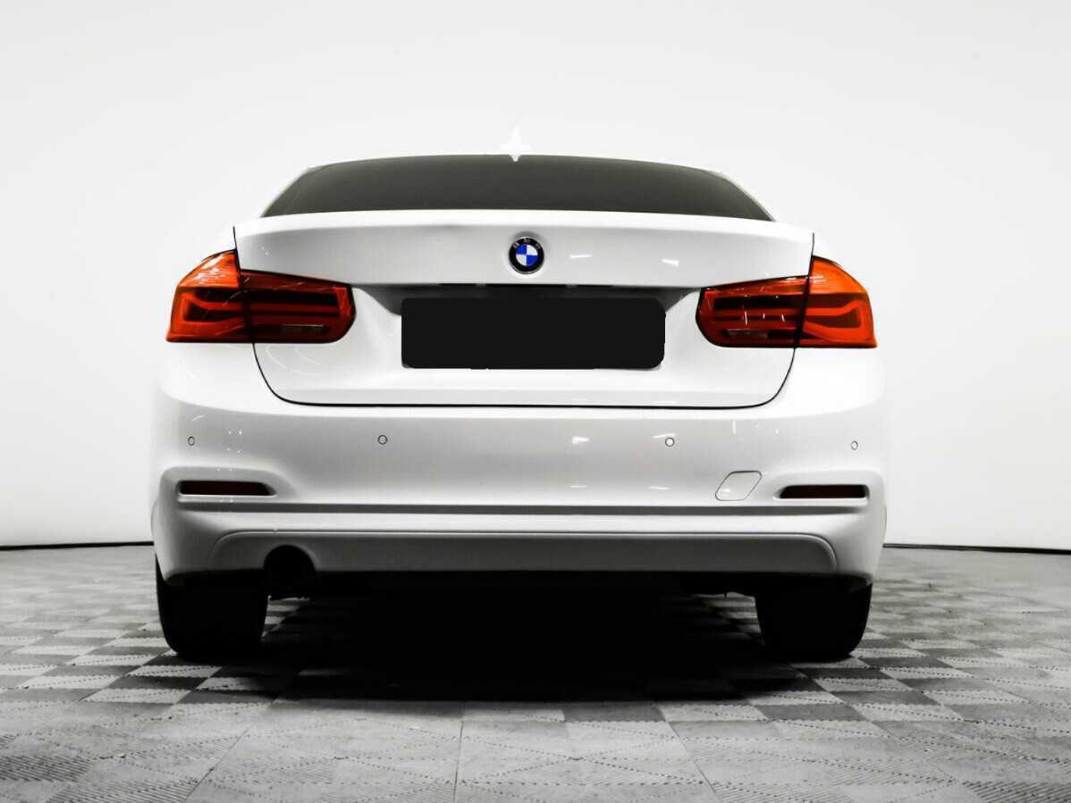 Б/У БМВ 3 серии 2018 года. Фото: #4