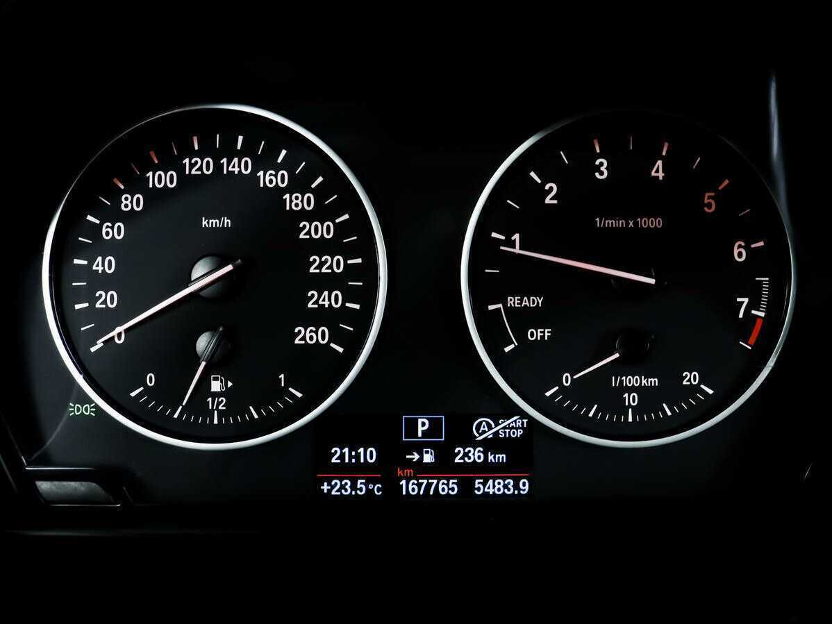 Б/У БМВ Икс1 2017 года. Фото: #9