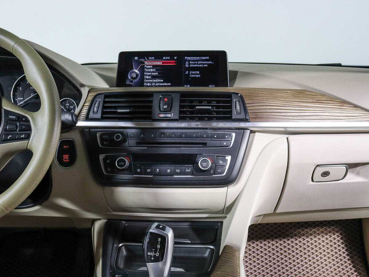 Б/У БМВ 3 серии 2013 года. Фото: #12