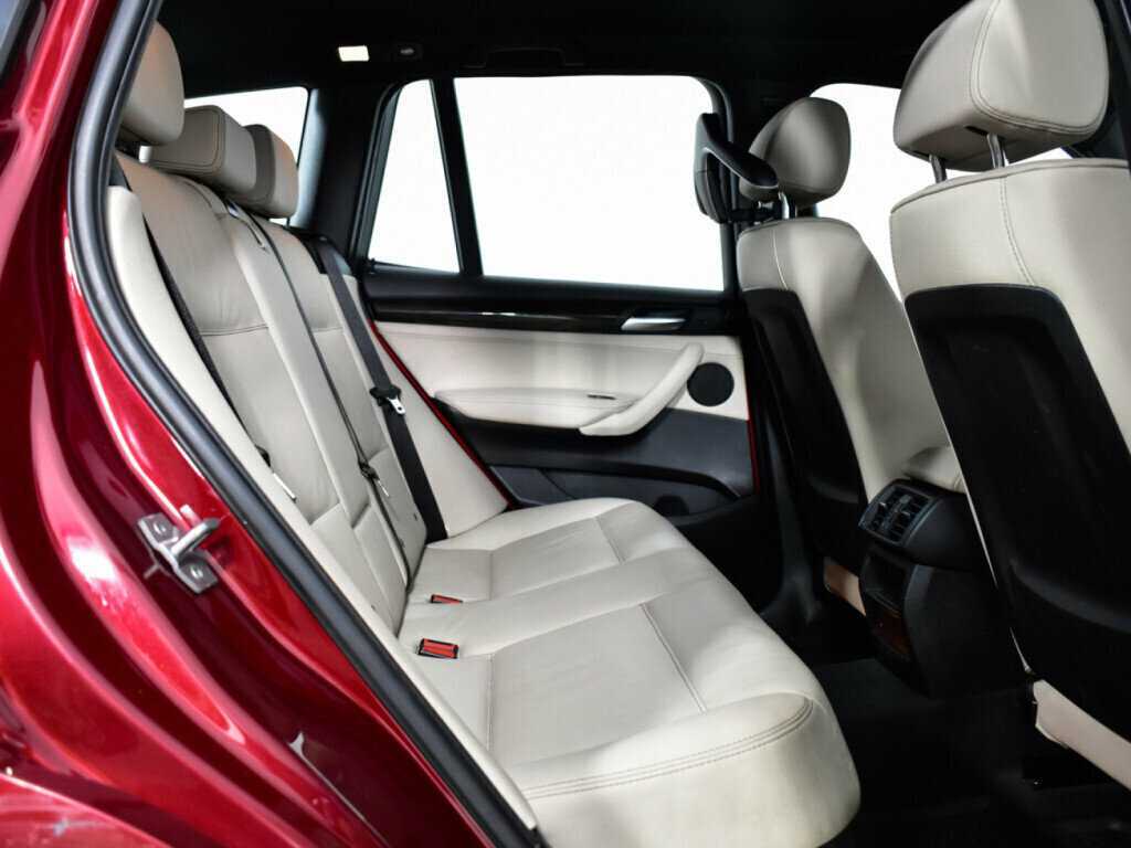 Б/У БМВ Икс3 2013 года. Фото: #9