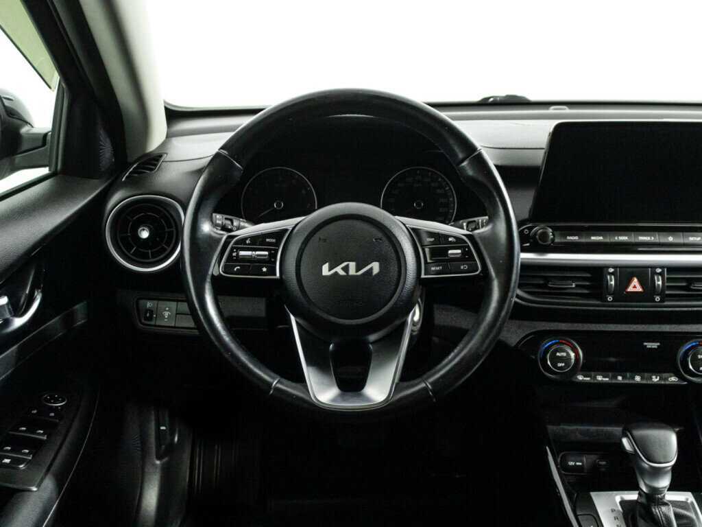 Б/У Киа Церато 2022 года. Фото: #18