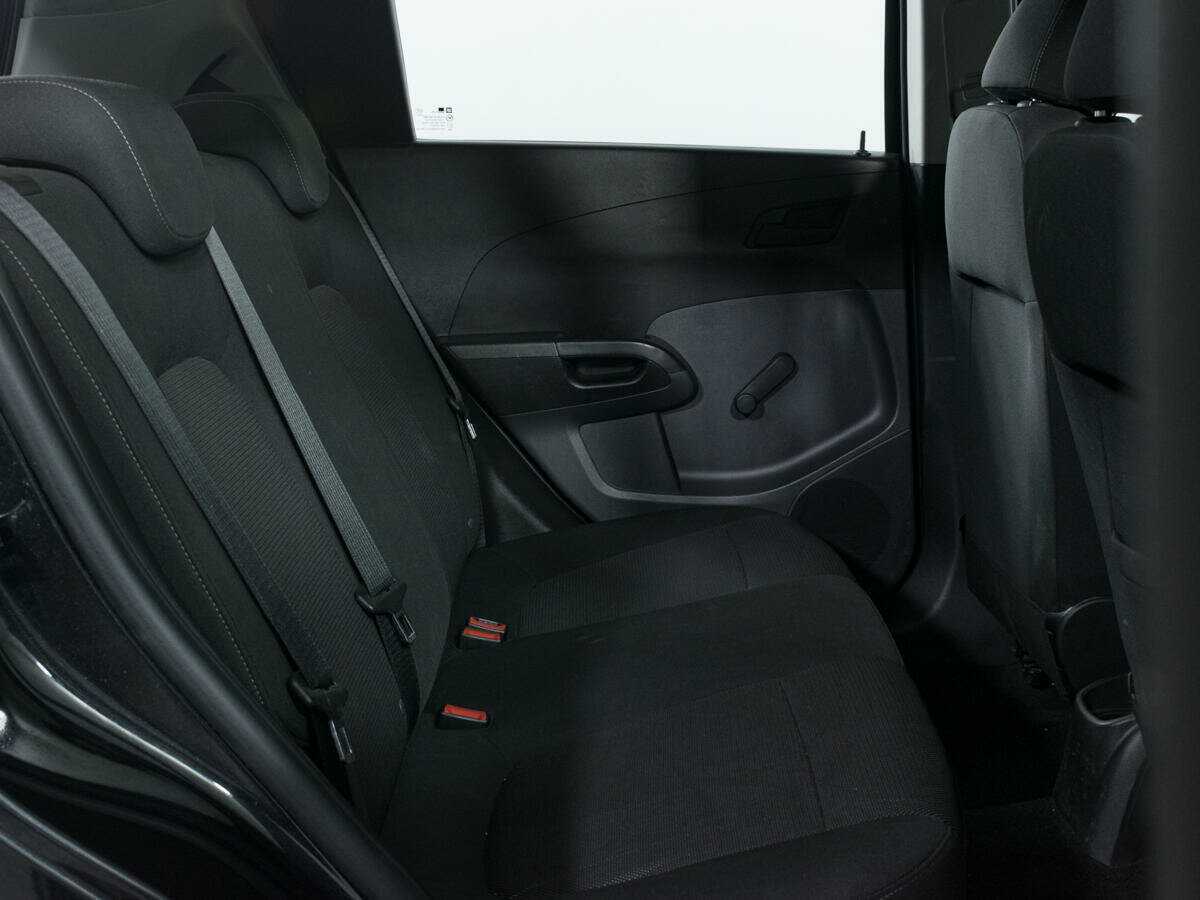 Б/У Шевроле Авео 2012 года. Фото: #10