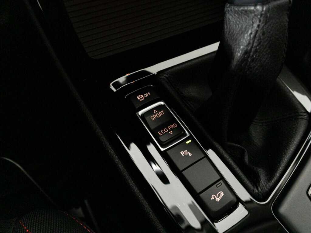 Б/У БМВ Икс1 2018 года. Фото: #18