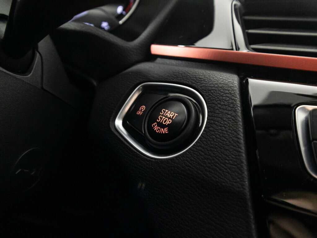 Б/У БМВ Икс1 2018 года. Фото: #19