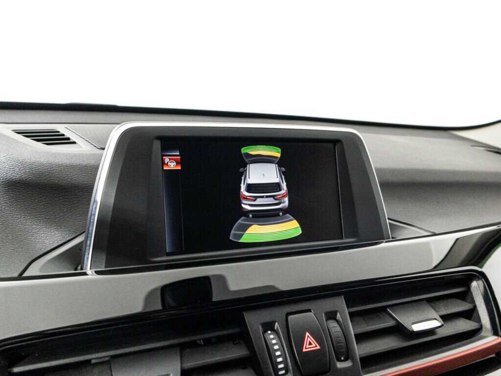 Б/У БМВ Икс1 2017 года. Фото: #14