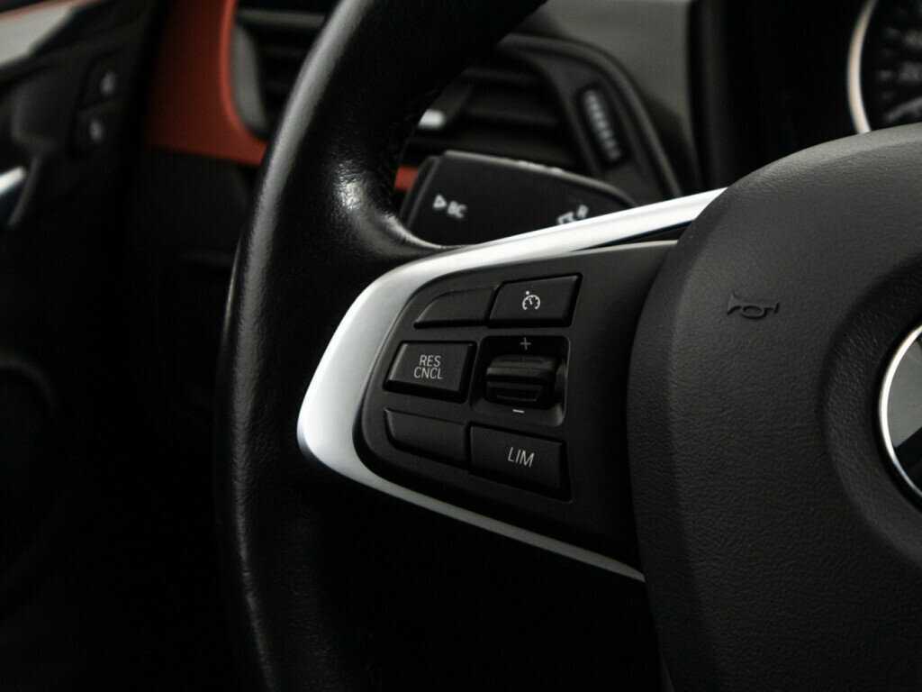 Б/У БМВ Икс1 2017 года. Фото: #18