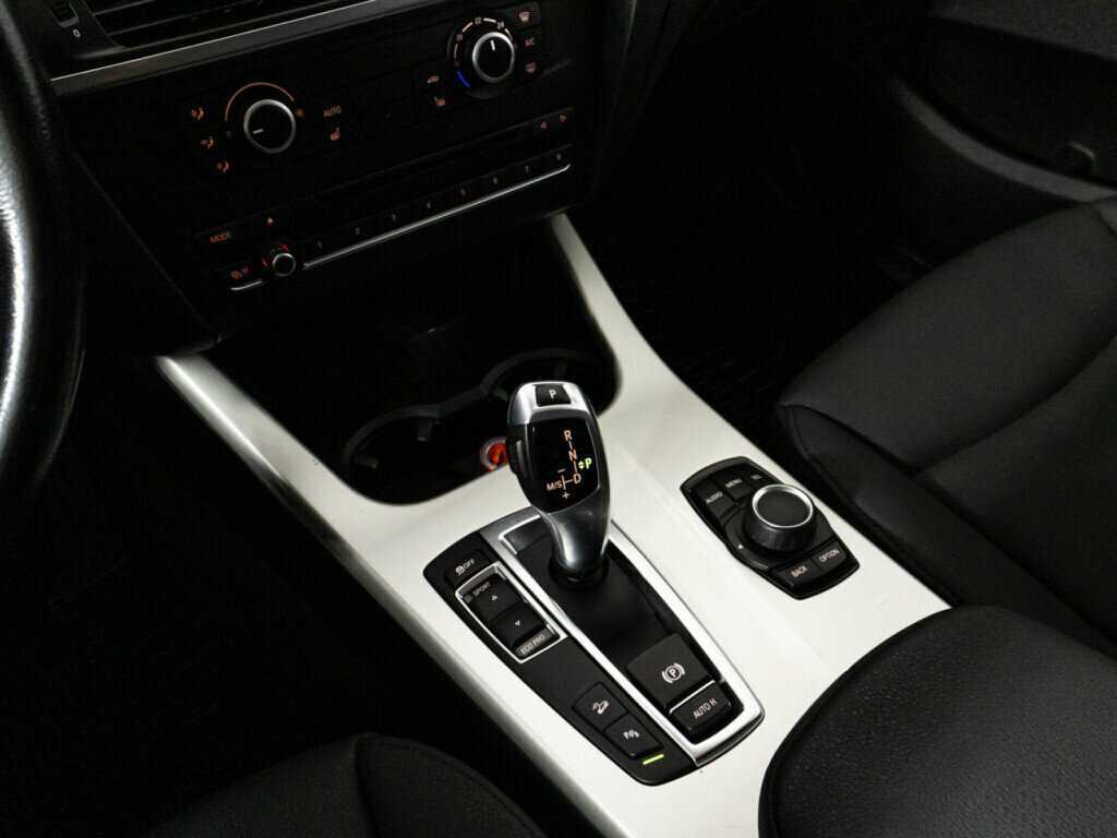 Б/У БМВ Икс3 2013 года. Фото: #16