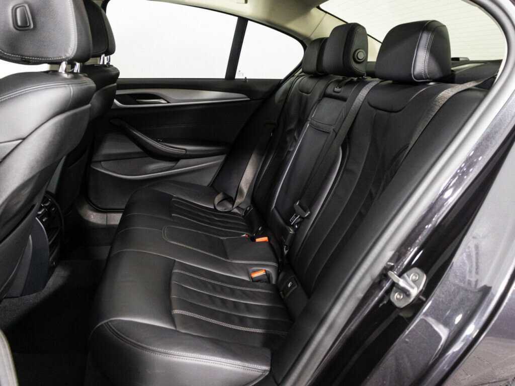 Б/У БМВ 5 серии 2018 года. Фото: #9