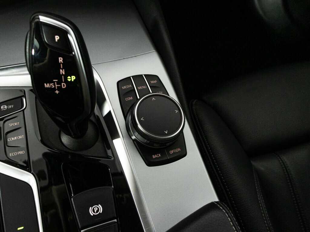 Б/У БМВ 5 серии 2018 года. Фото: #20