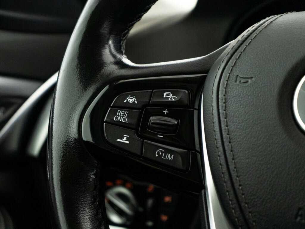 Б/У БМВ 5 серии 2018 года. Фото: #23