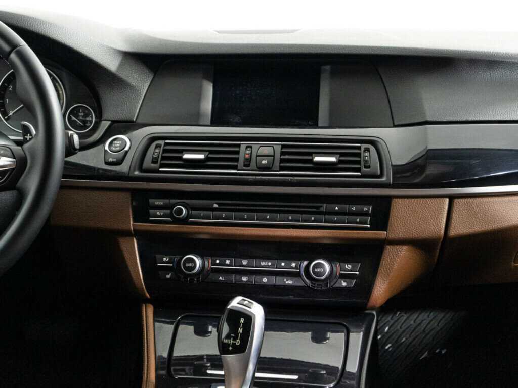 Б/У БМВ 5 серии 2012 года. Фото: #13