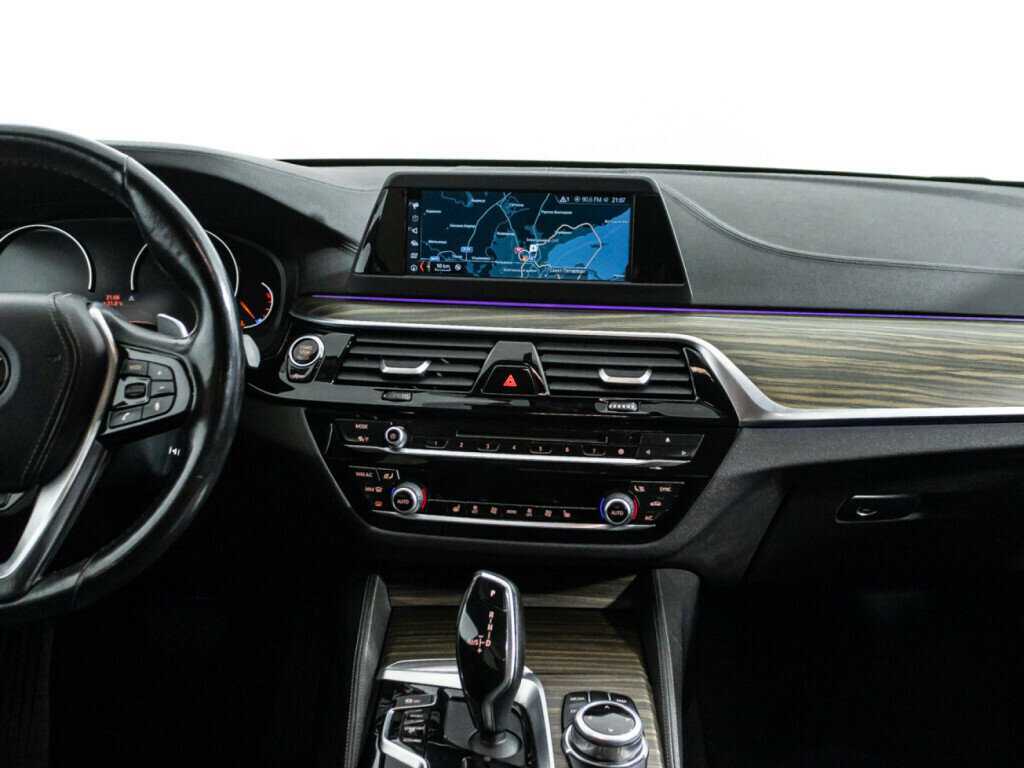 Б/У БМВ 5 серии 2017 года. Фото: #13