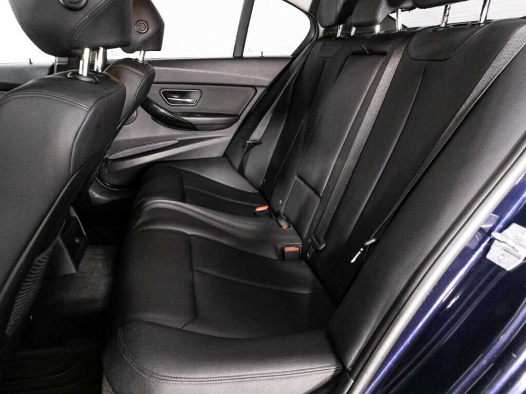 Б/У БМВ 3 серии 2013 года. Фото: #9