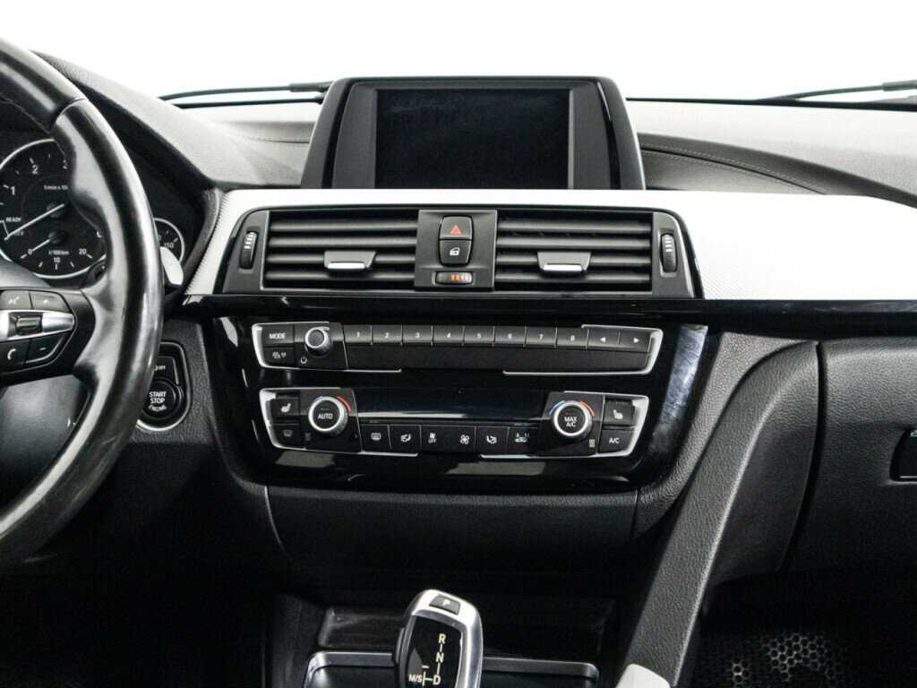 Б/У БМВ 3 серии 2018 года. Фото: #13