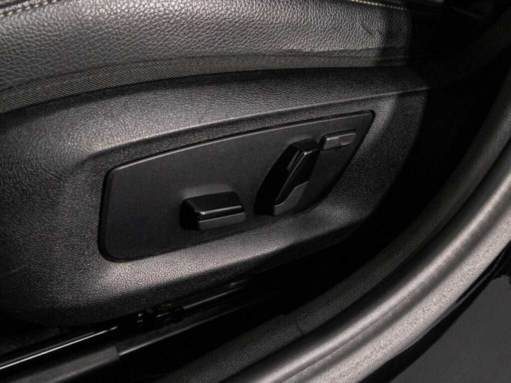 Б/У БМВ 5 серии 2017 года. Фото: #14