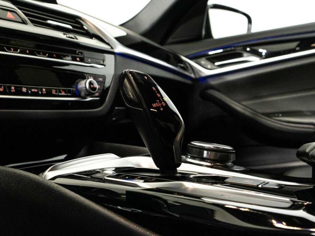 Б/У БМВ 5 серии 2017 года. Фото: #17