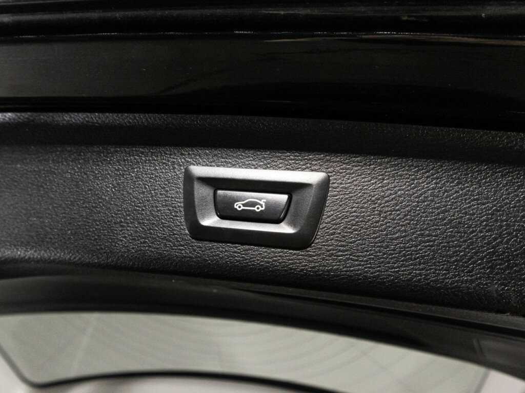 Б/У БМВ Икс3 2016 года. Фото: #15