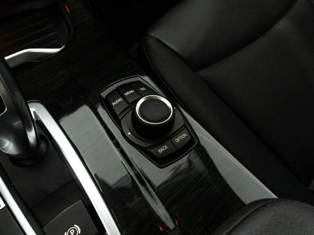 Б/У БМВ Икс3 2016 года. Фото: #18