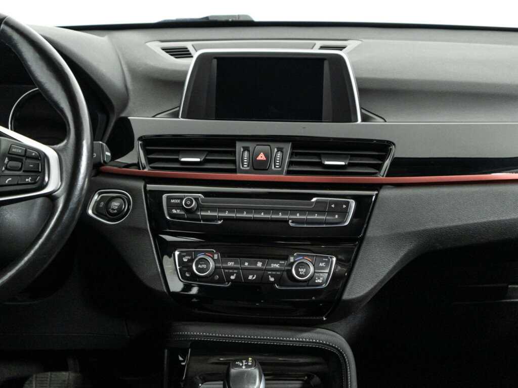 Б/У БМВ Икс1 2018 года. Фото: #13