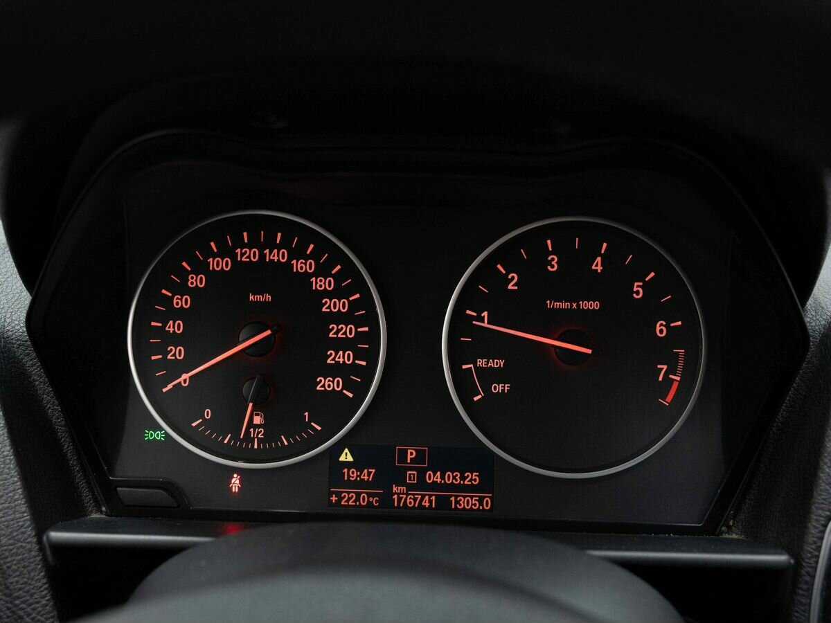 Б/У БМВ 1 серии 2013 года. Фото: #12