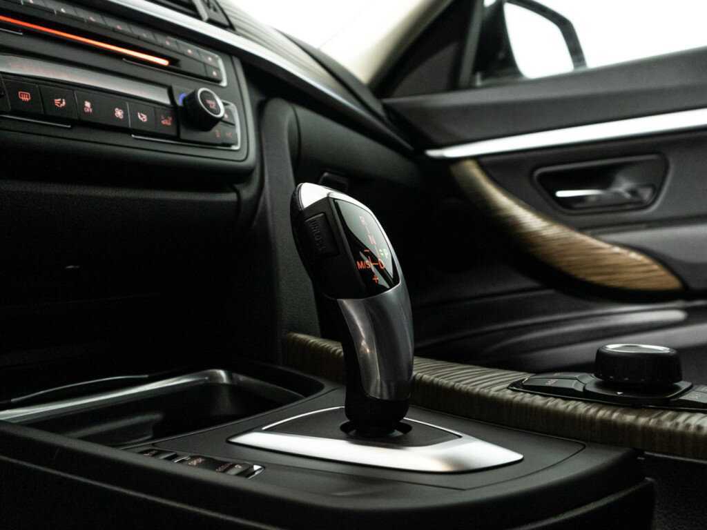 Б/У БМВ 3 серии 2013 года. Фото: #19