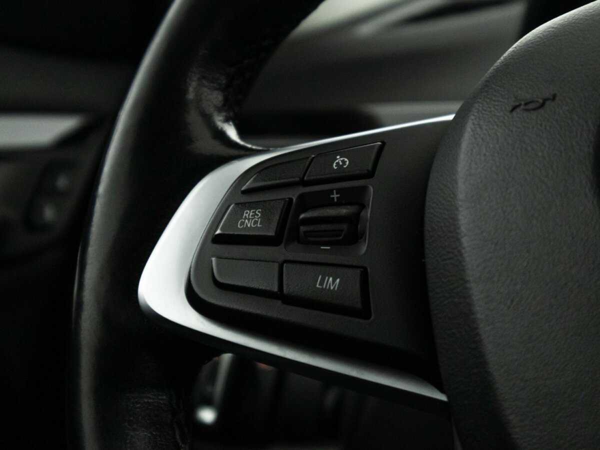 Б/У БМВ Икс1 2017 года. Фото: #19