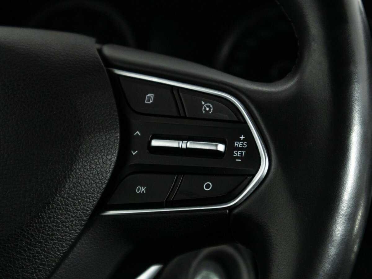 Б/У Хендай Санта Фе 2019 года. Фото: #16