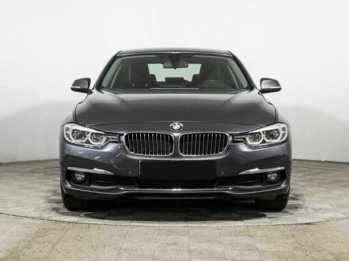 Б/У БМВ 3 серии 2017 года. Фото: #1