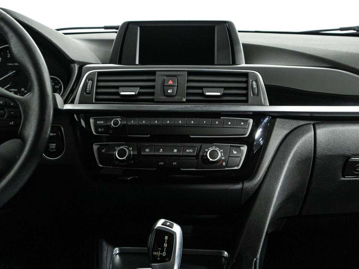 Б/У БМВ 3 серии 2018 года. Фото: #13