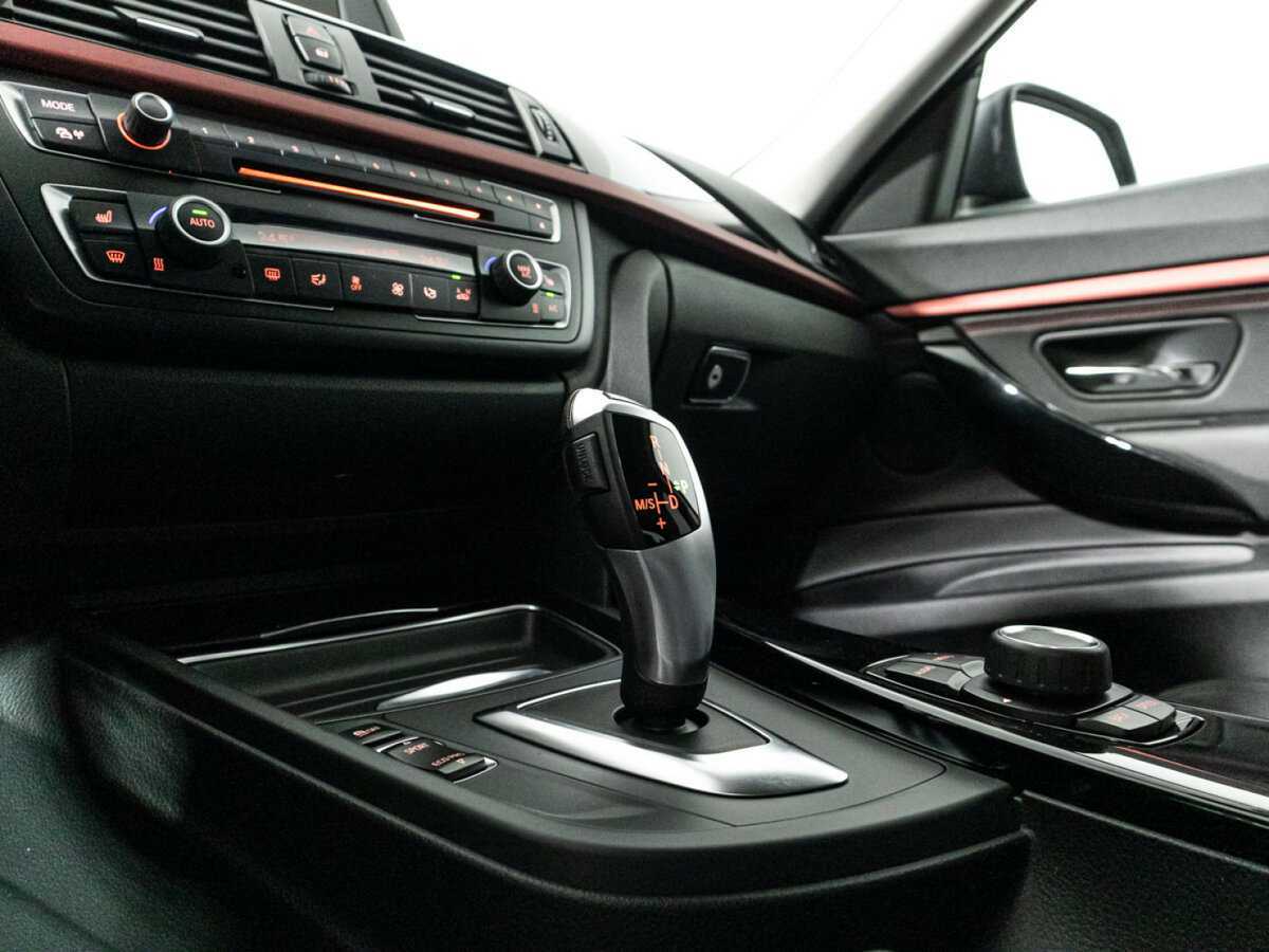 Б/У БМВ 3 серии 2014 года. Фото: #17